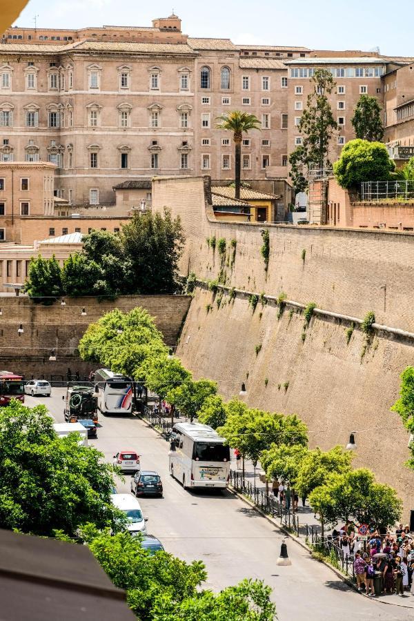 Family Apartment Near Vatican Museum Rome Exterior photo